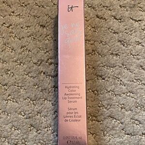 it cosmetics Je Ne Sais Quoi Lip Serum in Your Perfect Pink